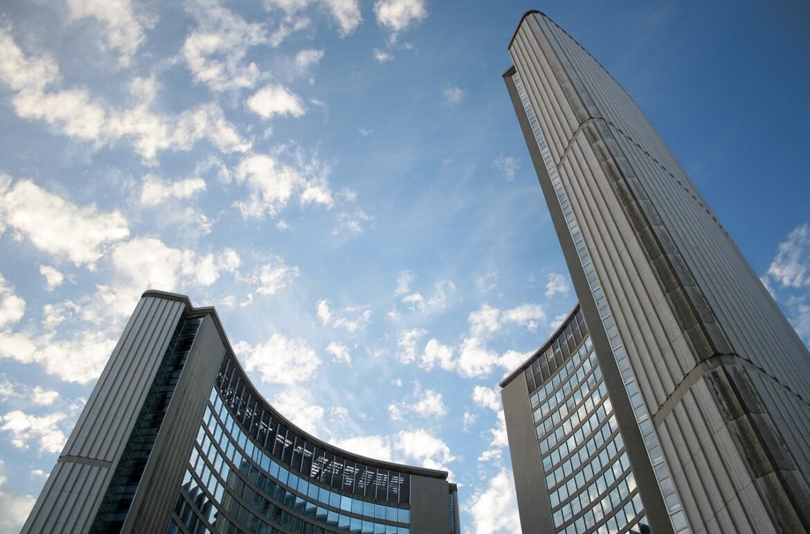 Commercial Property Appraisals in Toronto: Costs, Process & What to Expect – IPS Guide
